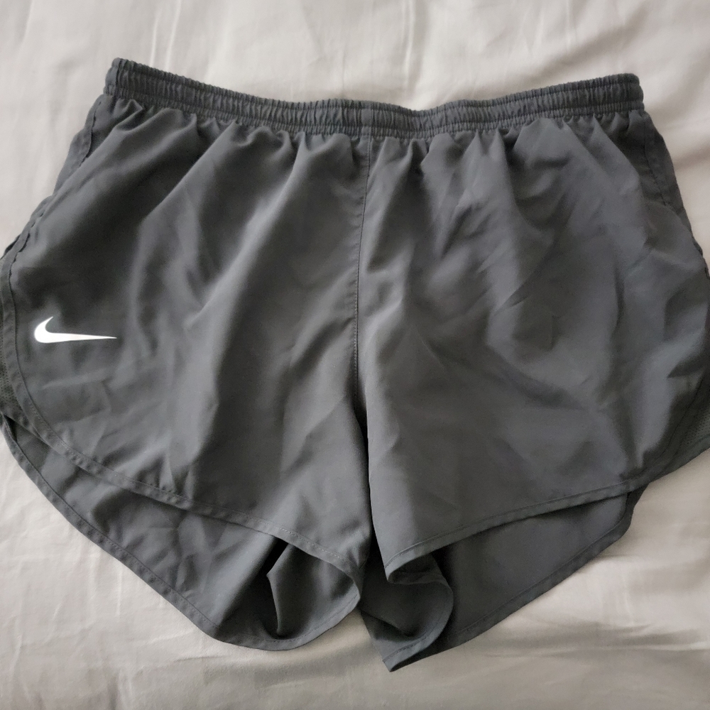 Workout shorts gray